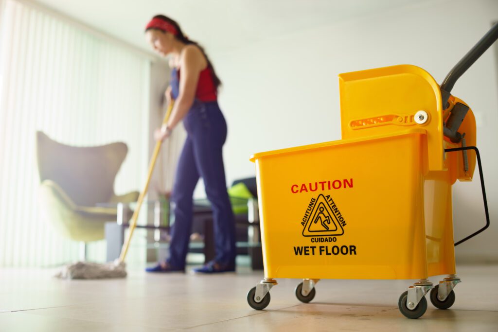 How to Hire the Right Cleaning Service Company